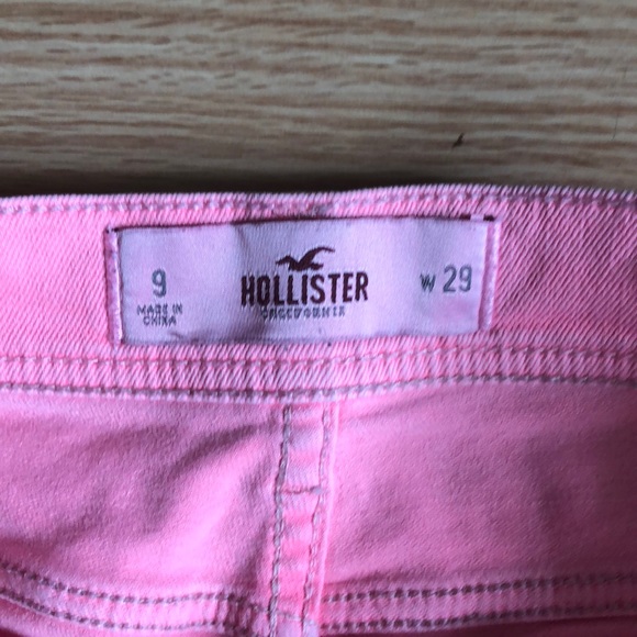 Pink Hollister shorts , size 29 . - Picture 2 of 4